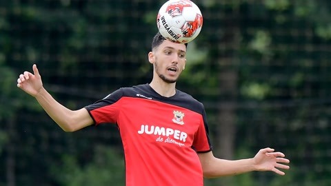 对决往往会 对决往往会