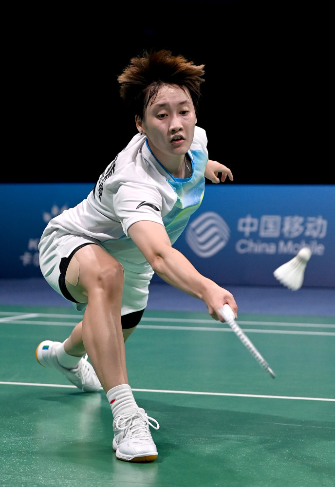 经岌岌可危 经岌岌可危