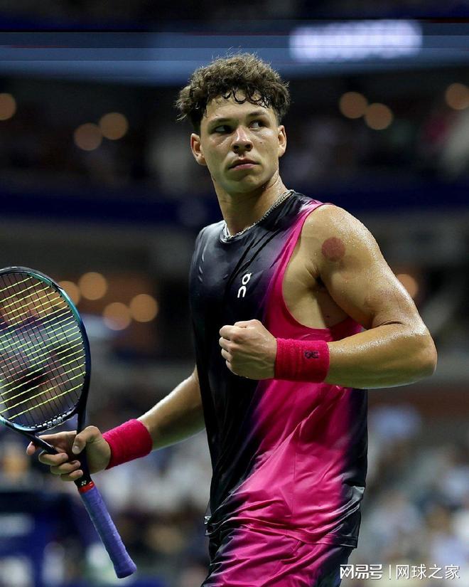 镜头下细节 镜头下细节